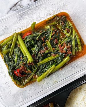 Sambal kangkong #Veganuary at SHU Vegetarian 蔬方斋 - Jln Kayu in Northeast Singapore