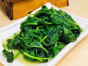 Sweet potato leaves at Green Lane Vegetarian Food in North Singapore