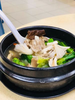 Herbal vegetable soup at Green Lane Vegetarian Food in North Singapore
