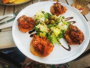 MUSHROOM RAGOUTS WITH THYME, CORN CAKE AND SALAD at Kis Padlizsan in Debrecen