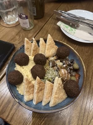 Falafel bowl   at Kis Padlizsan in Debrecen