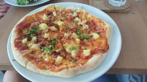 BBQ Hawaiian pizza at Kis Padlizsan in Debrecen