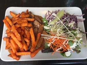 Flemish stew with seitan at De Plaats in Bruges