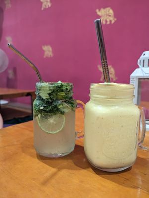 Mojito mocktail & mango smoothie at Govinda's Restaurant in Krabi