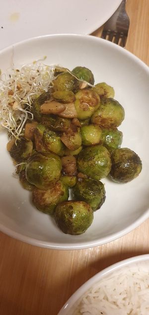 Brussel sprouts and hazelnuts at Loff Restaurant in Breda