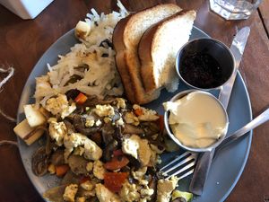 Tofu scramble with vegan butter for the toast at Peekaboo Canyon Wood Fired Kitchen in Kanab