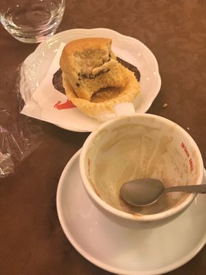 We couldn’t even finish the food at Pasticceria Ponte delle Paste in Venice