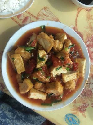 
tofu in tomato sauce at Trung Tuyet in Ninh Binh