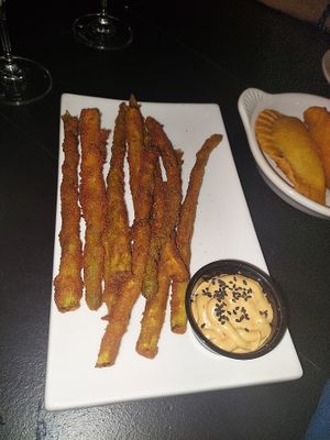 asparagus fries at Black & Blue in Easton