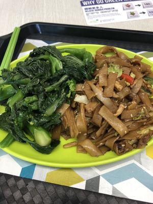 stir fried rice noodle and greens  at Vegether in New Territories