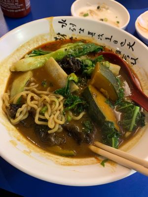 Curry ramen at Gokoku Vegetarian Ramen Shop in Studio City