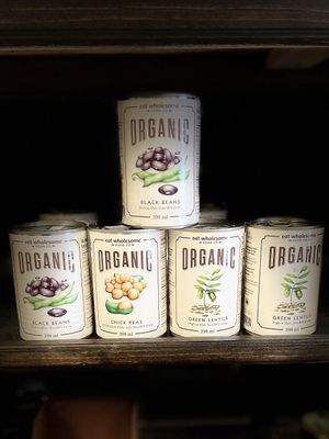 Groceries  #Veganuary at Mosaic Market in Windsor