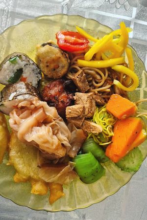 My plate at Cozinha Celestial Tian Chu - 天廚素食餐廳   in Recife