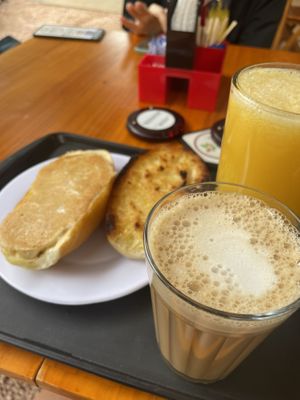 Vegan cheese sandwich and vegetable latte.  at Lanchonete Santa Maria in Alto Paraiso