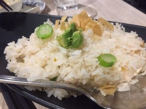 Avocado Fried Rice at The Veggie in Kowloon