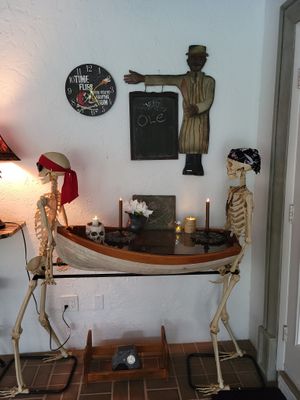 Outdoor snack area at Pirate Palms Plant-Centered Retreats in Naples