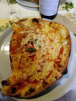 Vegan "mezaluna" with mushrooms at Origano Campo de' Fiori in Rome