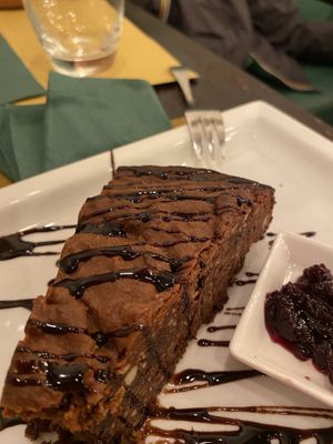 Torta caprese ￼ #Veganuary at Origano Campo de' Fiori in Rome