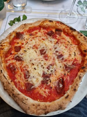 Vegan pepperoni chilli pizza (Amazing) at Origano Campo de' Fiori in Rome