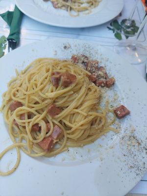 Vegan carbonara at Origano Campo de' Fiori in Rome