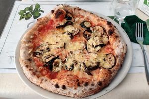 Pizza Capricciosa at Origano Campo de' Fiori in Rome