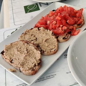 Bruschette at Origano Campo de' Fiori in Rome
