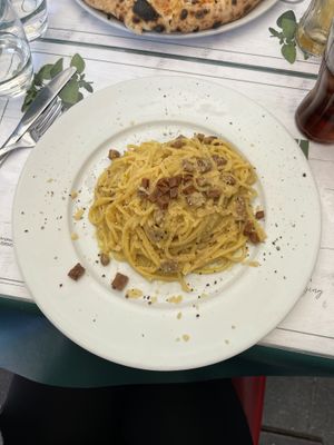 Spaghetti alla carbonara vegani  at Origano Campo de' Fiori in Rome