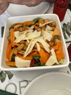 Insalata di pollo vegano  at Origano Campo de' Fiori in Rome