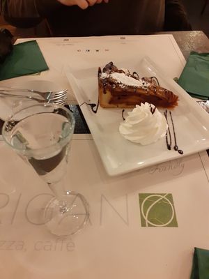 Apple cake 🤤 at Origano Campo de' Fiori in Rome