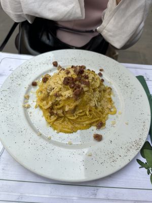 Carbonara  at Origano Campo de' Fiori in Rome