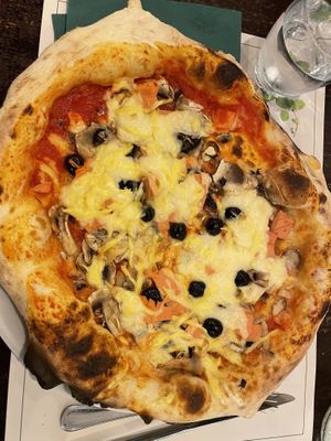 Pizza Capriciosa   at Origano Campo de' Fiori in Rome