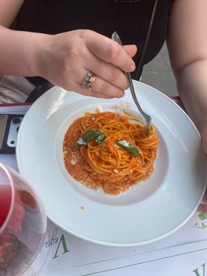 Vegetarian spaghetti  at Origano Campo de' Fiori in Rome