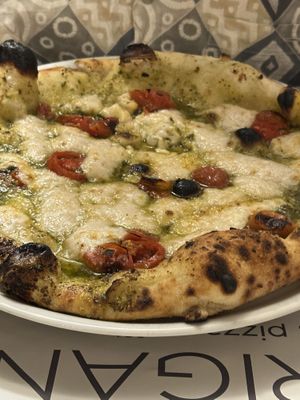 Vegan mozzarella basil pesto pizza  at Origano Campo de' Fiori in Rome