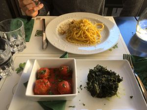 Vegan carbonara and ‘meatballs’ at Origano Campo de' Fiori in Rome