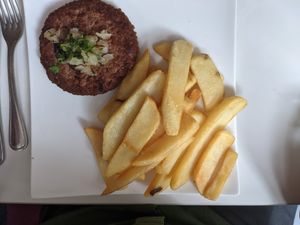 Steak frites at Delice & Sarrasin in New York City