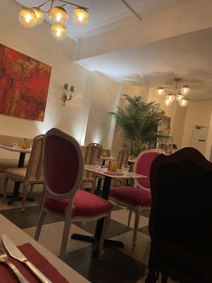 Dining area #Veganuary at Delice & Sarrasin in New York City