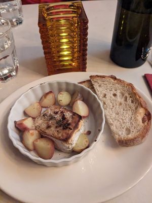 Baked brie appetizer at Delice & Sarrasin in New York City