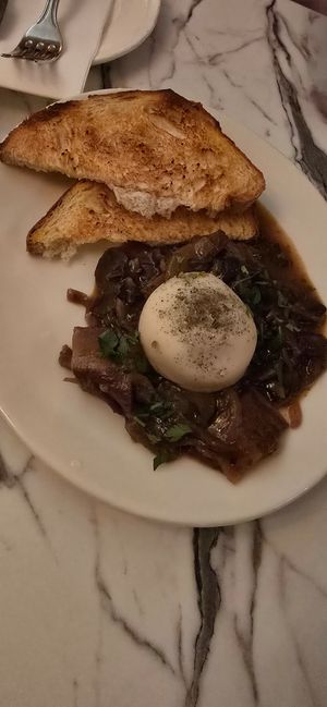 Oeuf Meurette a la Bourguignonne at Delice & Sarrasin in New York City