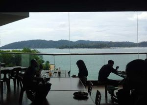 Dining view at Suria Food Court - Vegetarian Food   in Kota Kinabalu