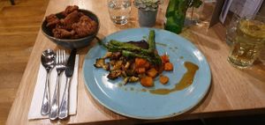 Cauliflower wings with mushroom steak main at The Allotment in Manchester