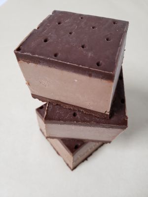 Ice Dream Sandwich at Say Hello Sweets in Vancouver