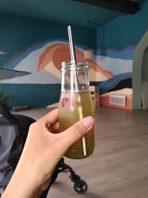 Le the glacé Sakura at Joy Healthyfood in Montpellier