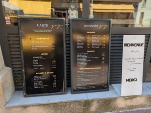 at Joy Healthyfood in Montpellier
