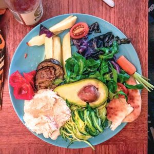 Hummus :-) at ATAYA in Berlin