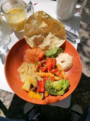 Monday brunch bowl 2 at ATAYA in Berlin