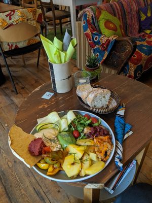 Hummus plat 2 (they vary the side dishes depending on each day!) at ATAYA in Berlin