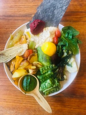 Hummus love at ATAYA in Berlin