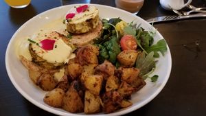 Tofu Benedict at Modern Love in Brooklyn