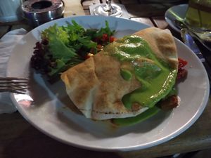 Weizenfladen vegan at Mezzo  in Hannover