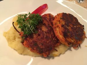 pumpkin-carrot rösti with mashed potato at Mezzo  in Hannover